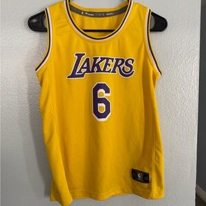 Youth Fanatics brand LeBron James Los Angeles Lakers jersey size L